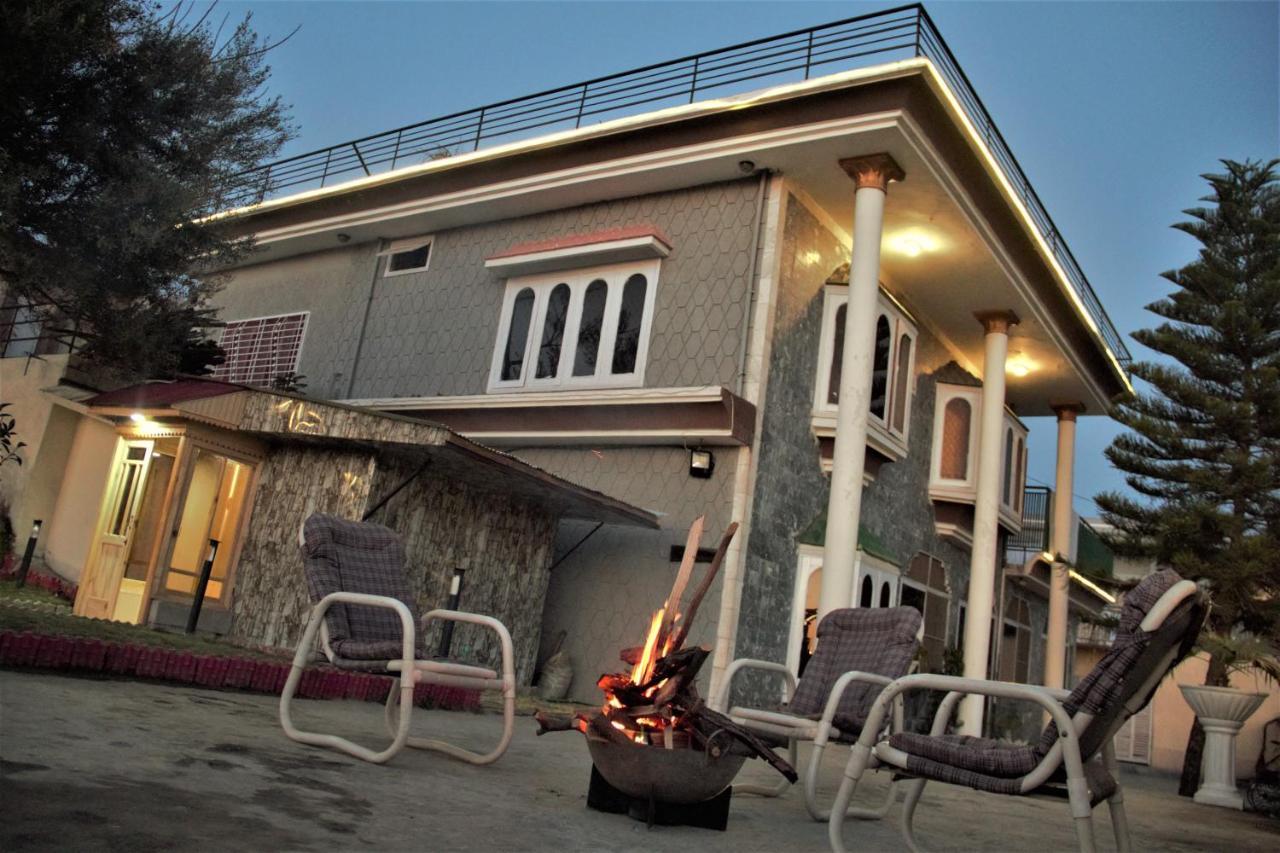 Republika Central Mansehra ภายนอก รูปภาพ