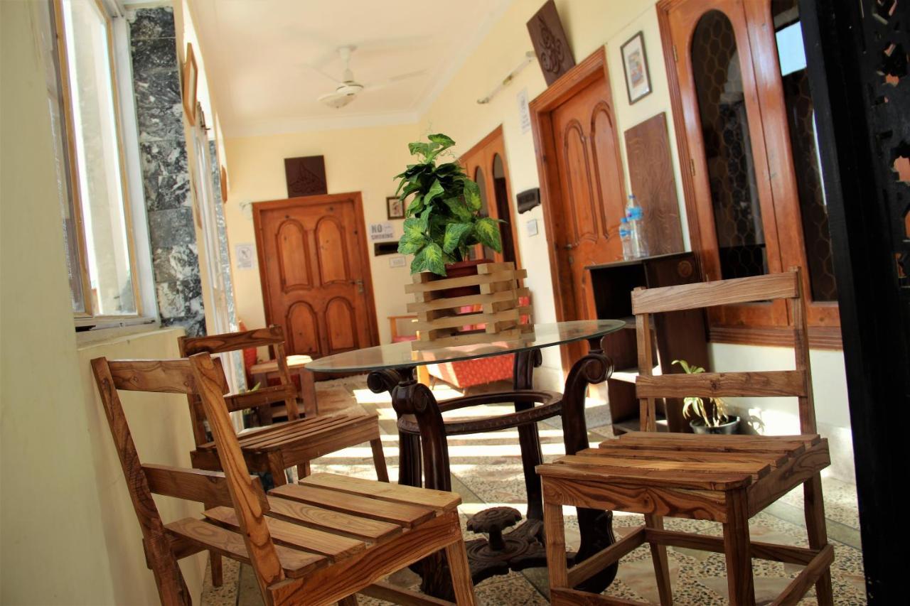 Republika Central Mansehra ภายนอก รูปภาพ
