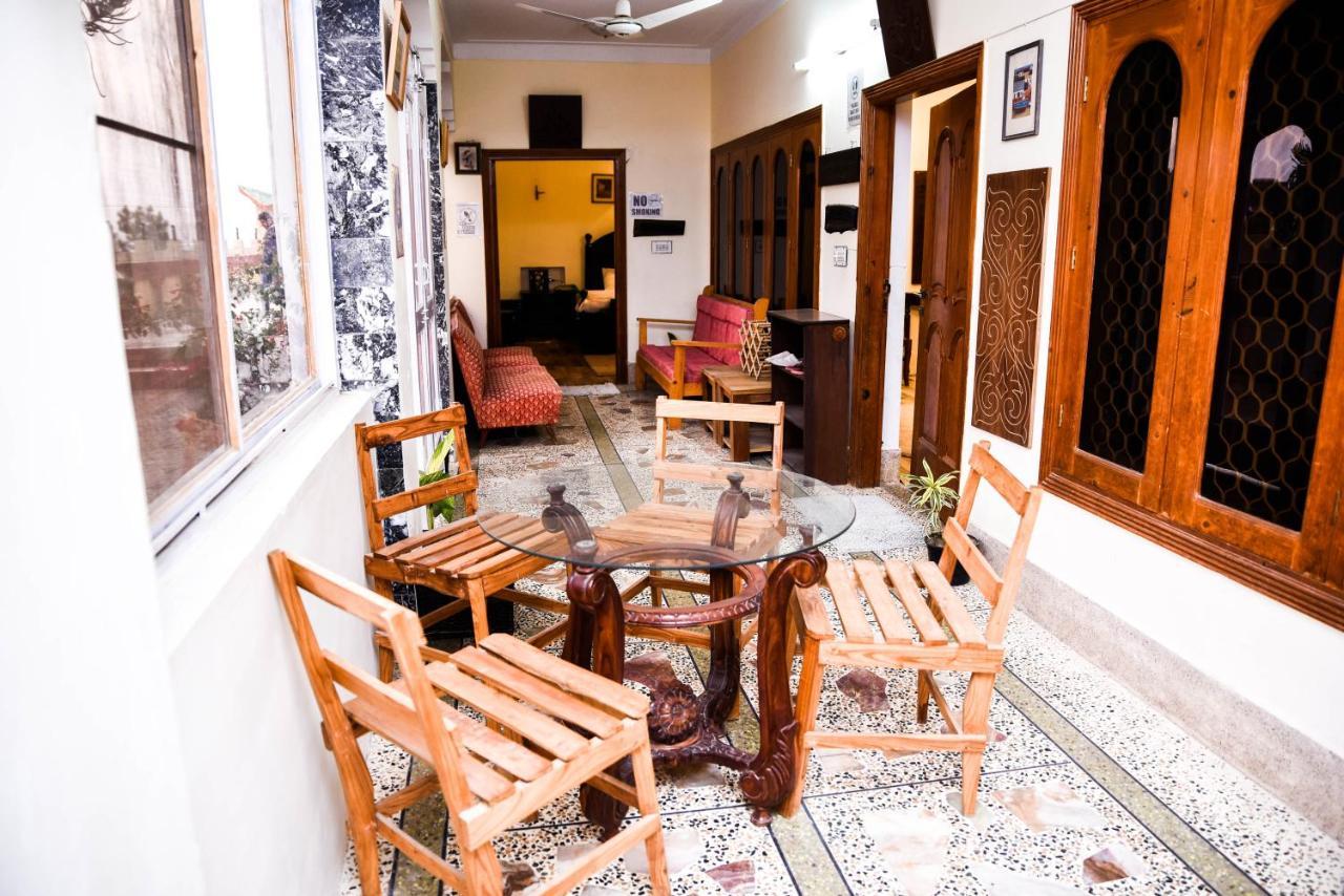 Republika Central Mansehra ภายนอก รูปภาพ