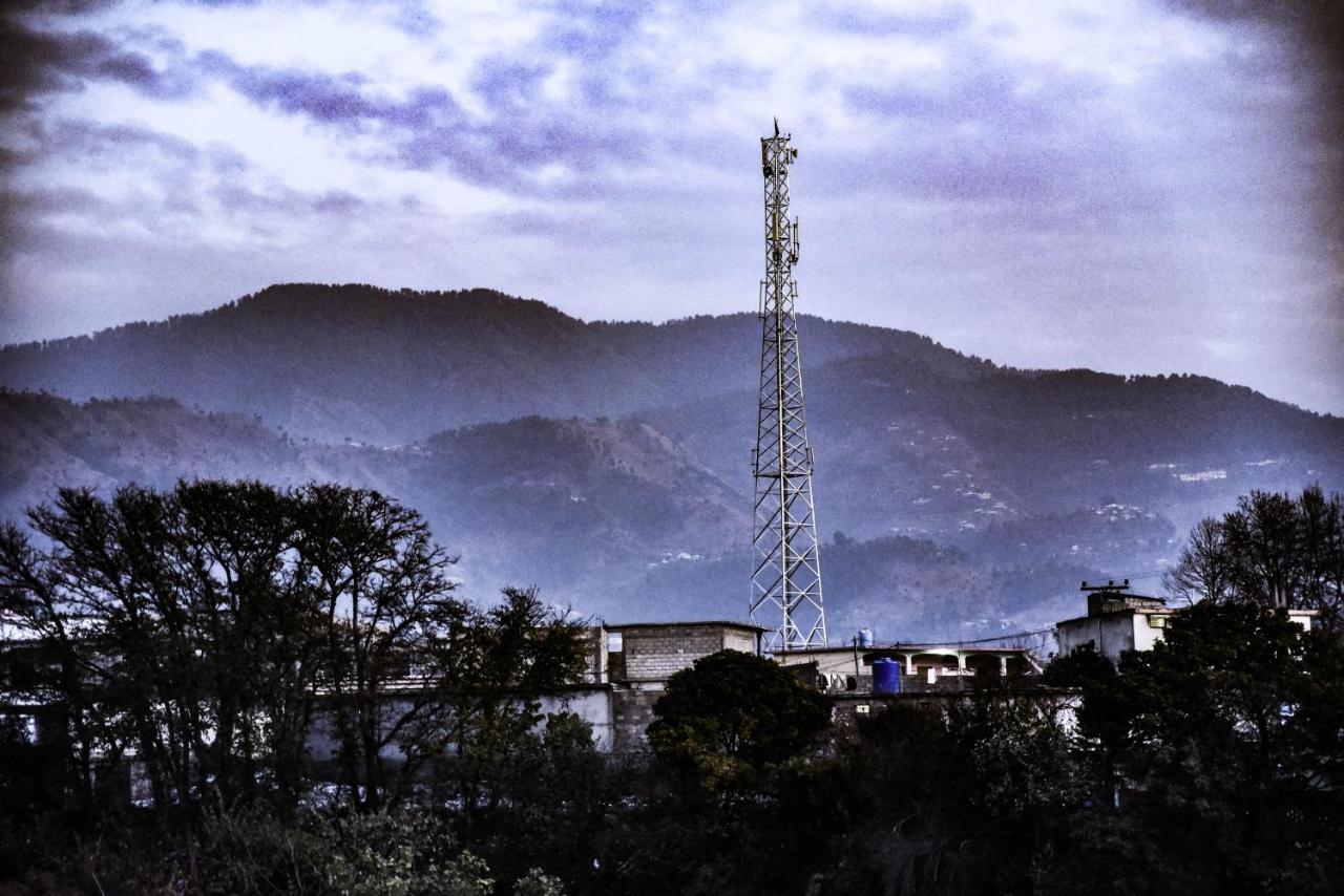 Republika Central Mansehra ภายนอก รูปภาพ