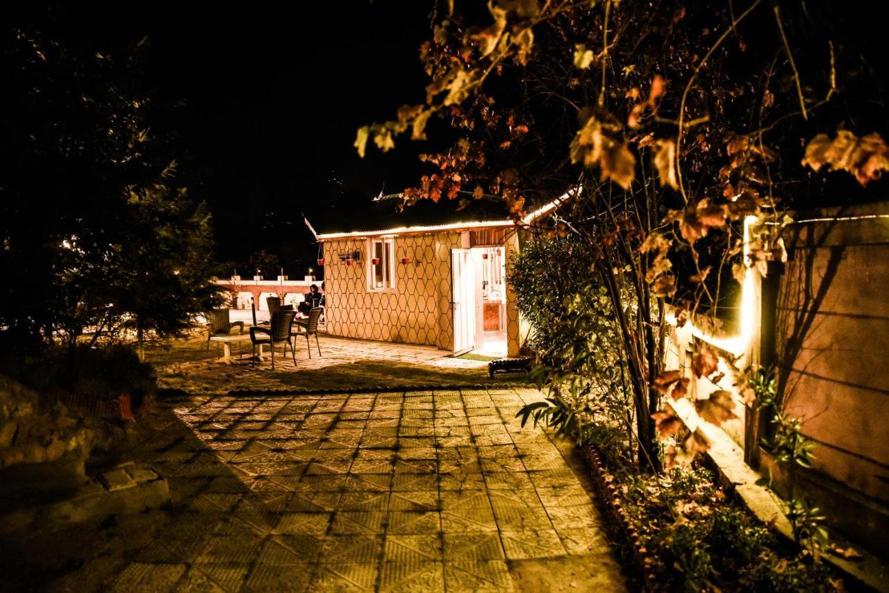 Republika Central Mansehra ภายนอก รูปภาพ